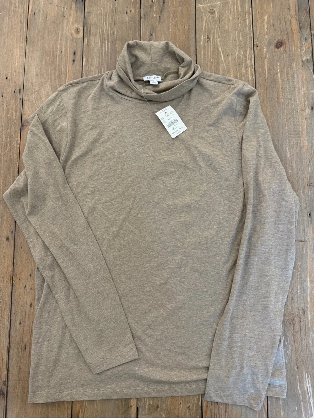 J crew NWT lightweight, long sleeve turtleneck LG neutral minimalist layering